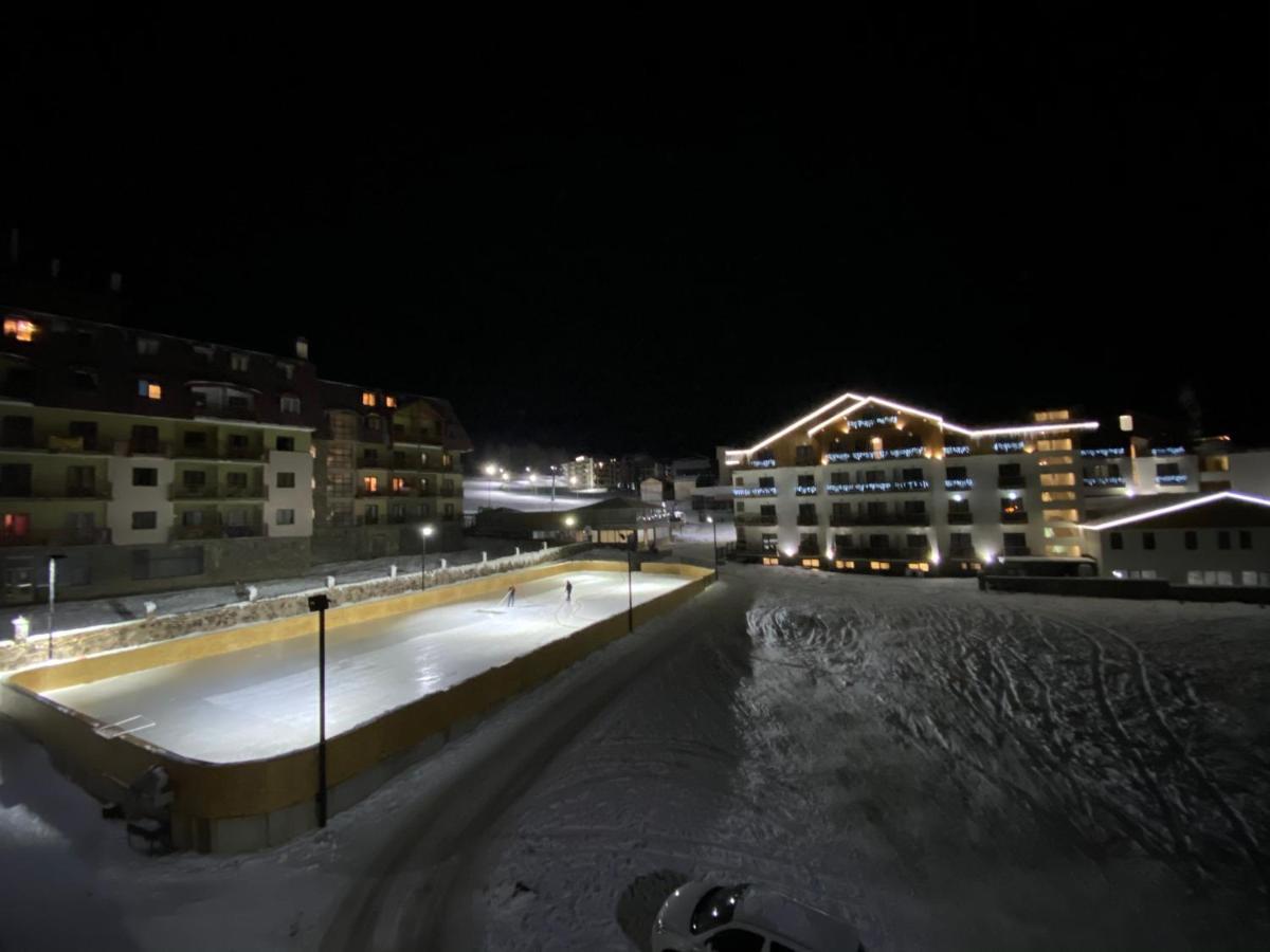 Курортный отель Snow Pine Suite - 4 Star Бакуриани Экстерьер фото